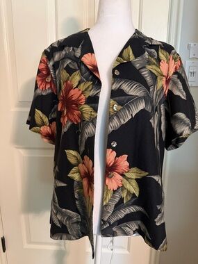 Tommy Bahama Black Tropical Floral Button-Up Shirt with Coral Blooms